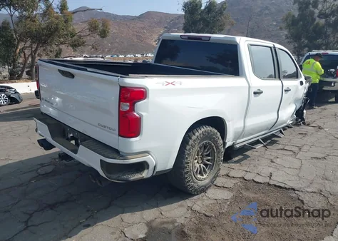 2021 Chevrolet Silverado 1500 4Wd Short Bed Custom from USA, damaged, VIN 3GCUYBEF9MG324357